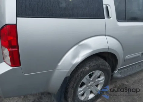 2006 Nissan Pathfinder Le из США, поврежденный, VIN 5N1AR18W66C670034